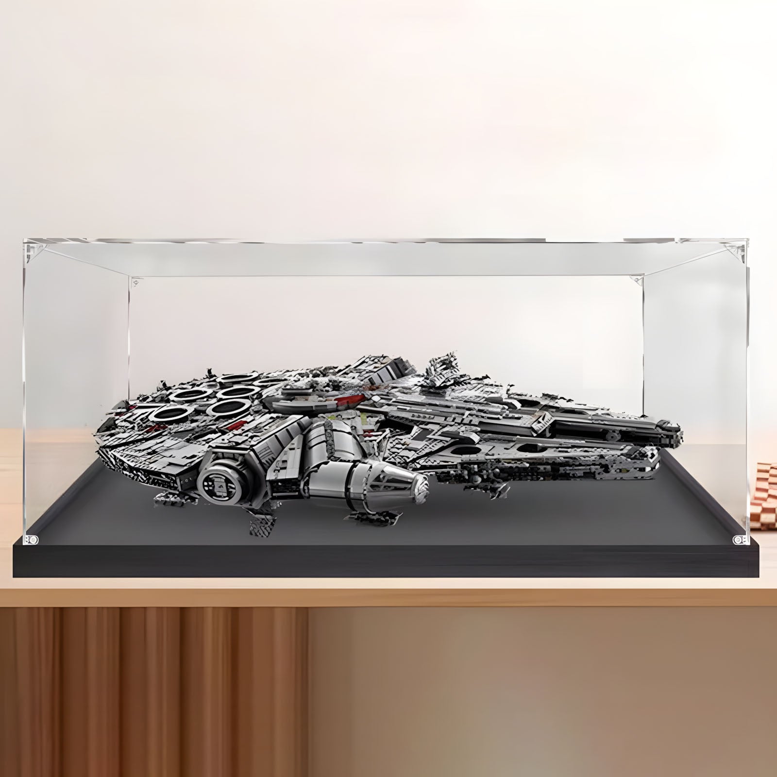 Display Case for LEGO® Star Wars™ UCS Millennium Falcon (75192)