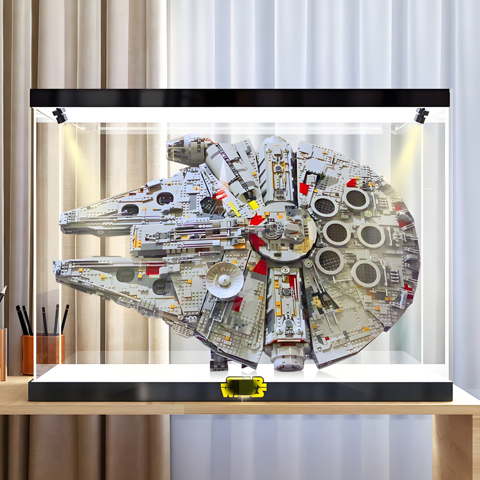 Display Case for LEGO® Star Wars™ UCS Millennium Falcon (75192)