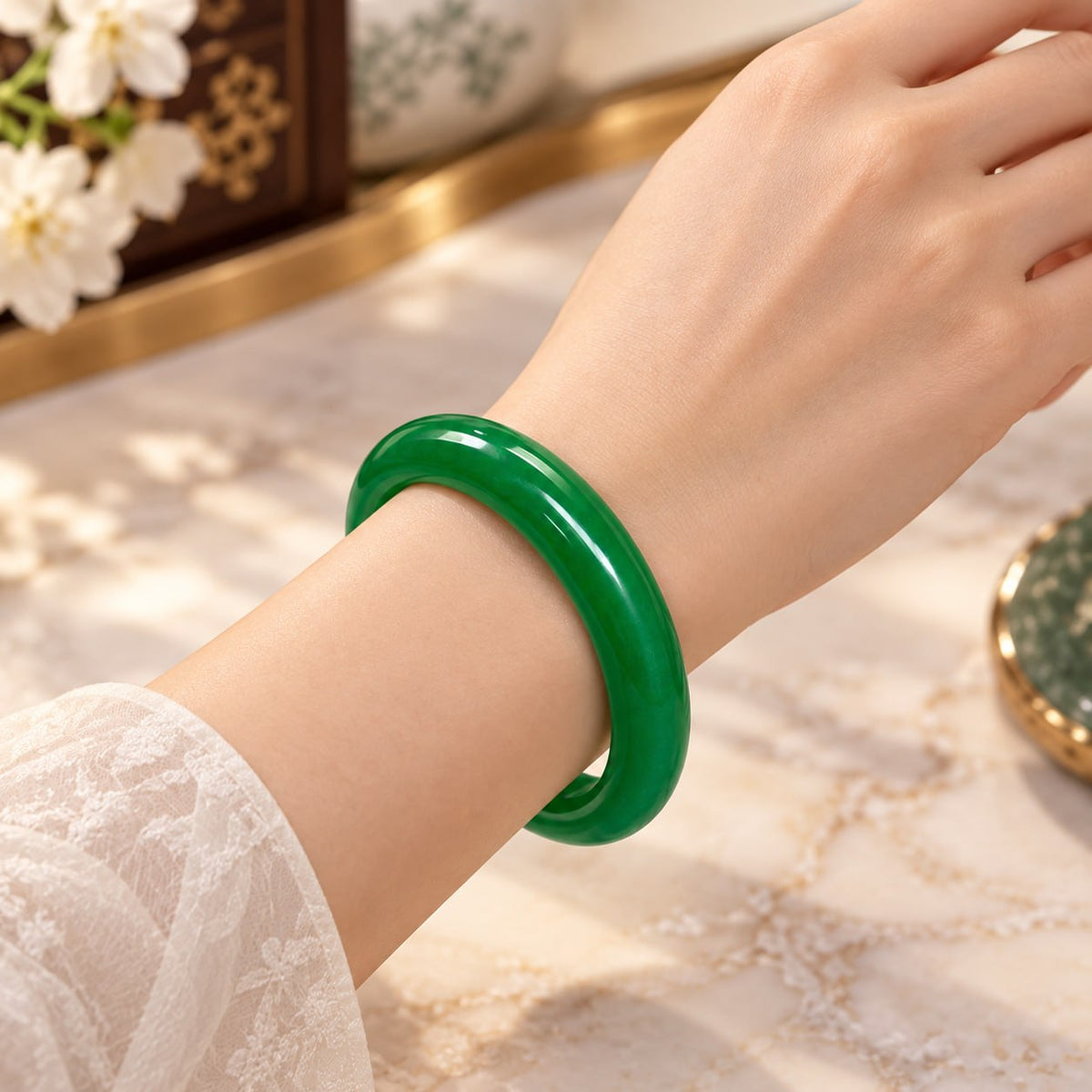Exquisite jade bracelet