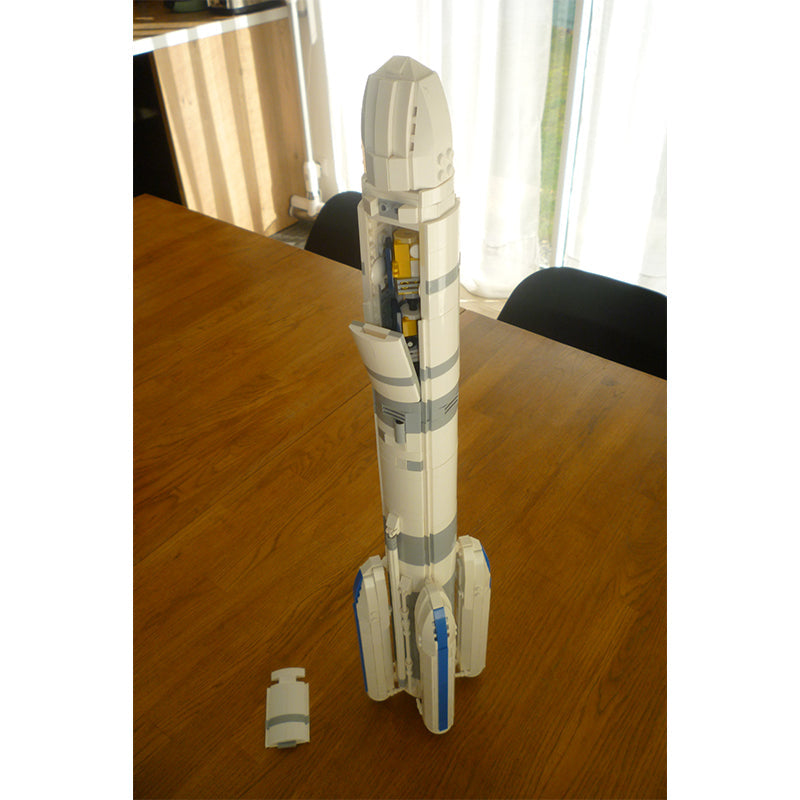 MOC 29196 ESA Arianespace Ariane 6 (1:110 Saturn V scale)